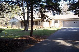 728 Keup Rd., Cedarburg, WI 53012