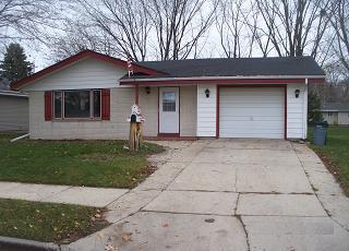 120 N 15th Ave., West Bend, WI 53095
