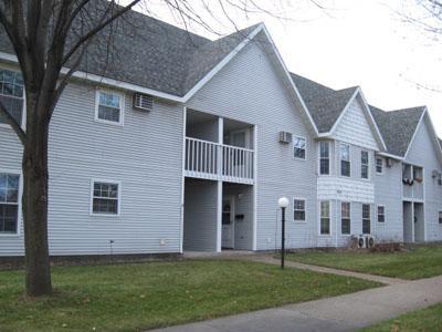 1400 Redfield St #9, La Crosse, WI 54601