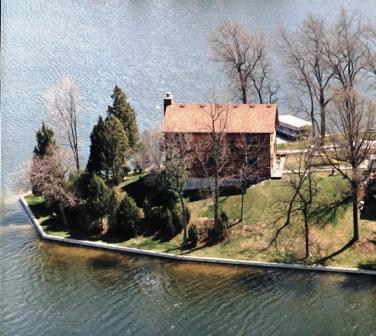 N53W34910 Road B, Oconomowoc, WI 53069