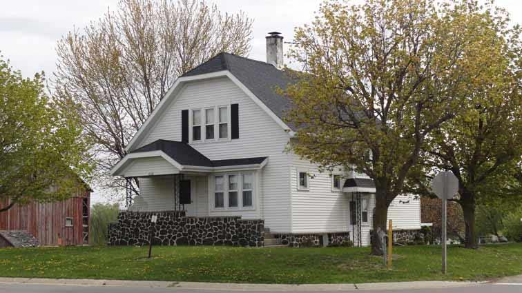 4504 State Rd 83, Hartford, WI 53027