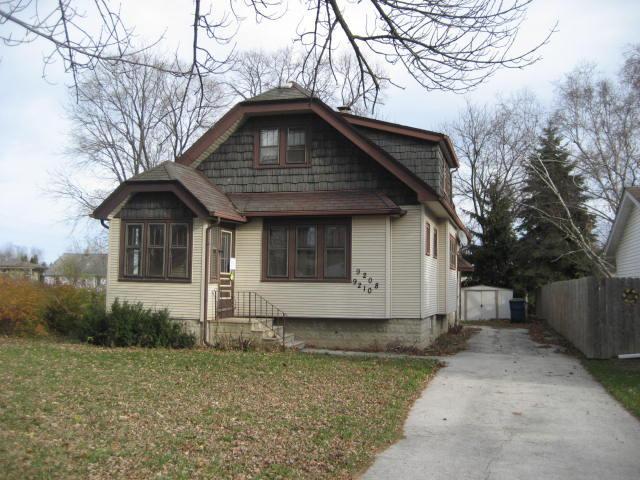 9208 S Annette Pl. #9210, Oak Creek, WI 53154