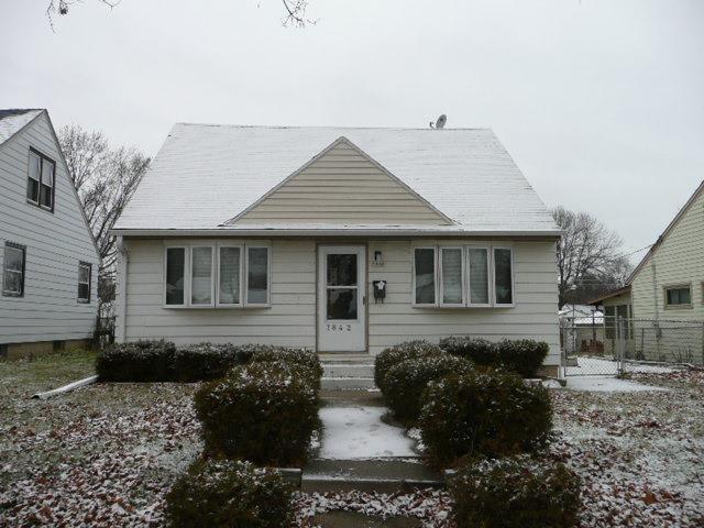 7842 W Palmetto Ave, Milwaukee, WI 53218
