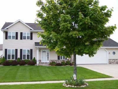540 Timberline Dr, Slinger, WI 53086