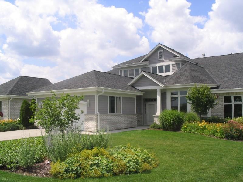 765 Bay Ct #42B, Brookfield, WI 53005
