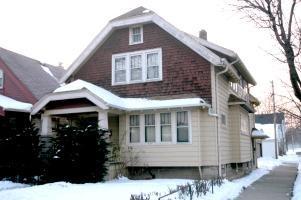 3853 N 6th St, Milwaukee, WI 53212