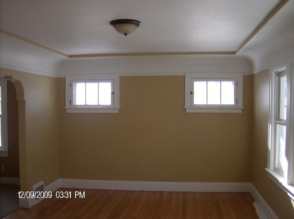 2180 S 85th, West Allis, WI 53227