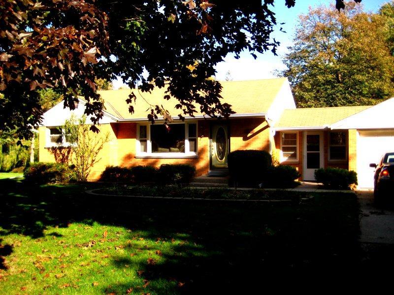 4740 N 159th St, Brookfield, WI 53005