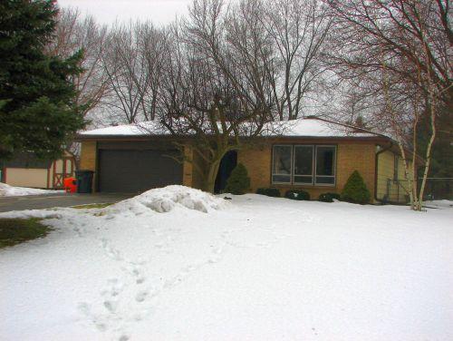 W232S8775 Edgewood Ct., Big Bend, WI 53103