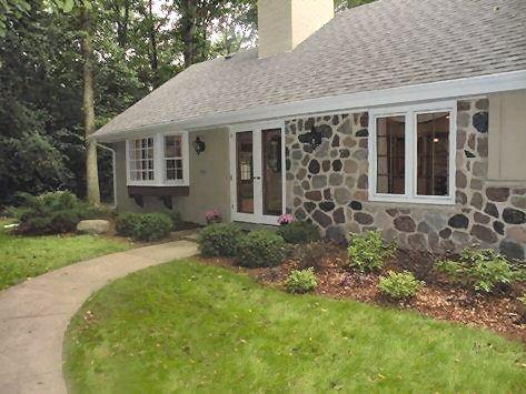 10763 N San Marino Dr, Mequon, WI 53092