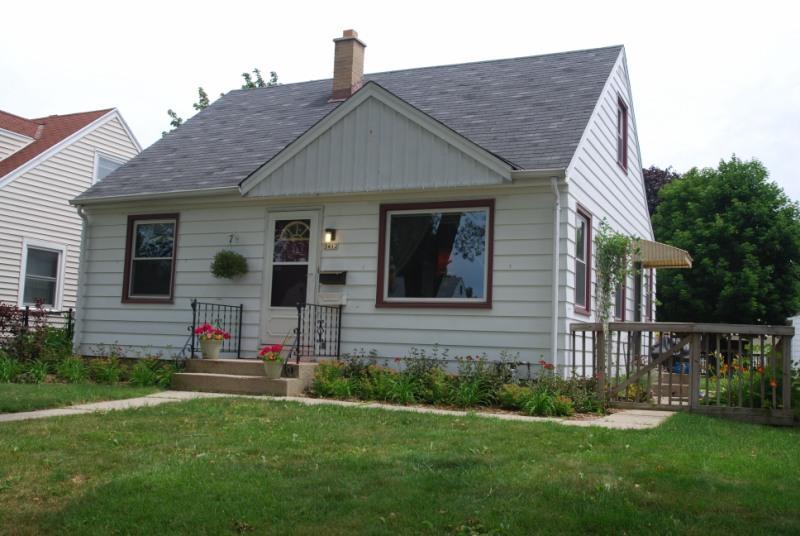 3412 N 87th, Milwaukee, WI 53222