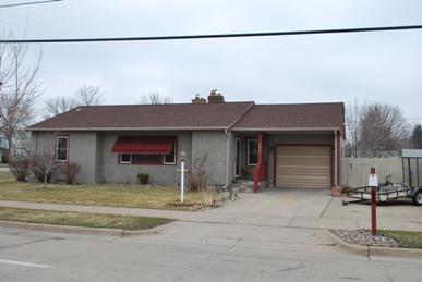 2405 Farnam, La Crosse, WI 54601