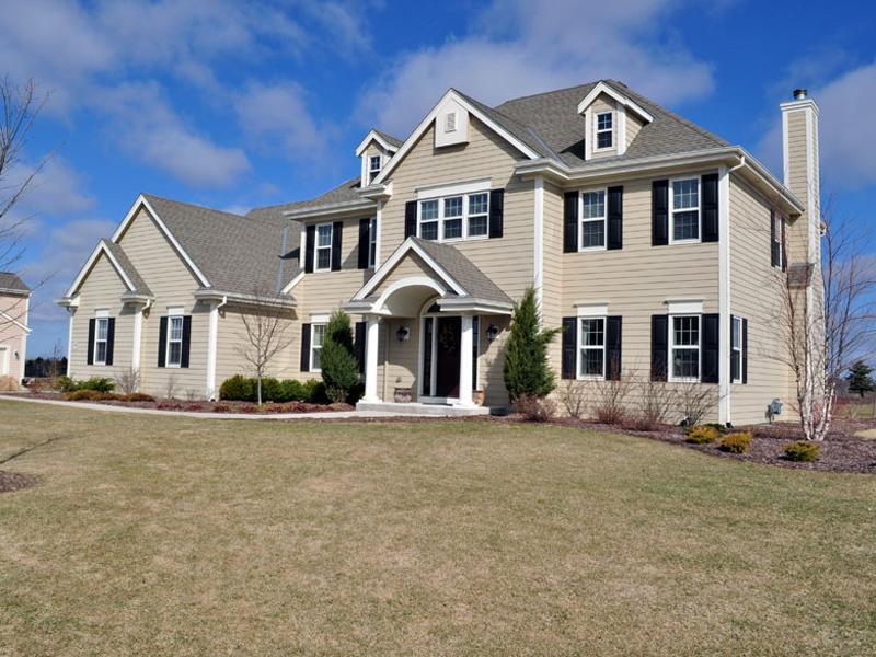 N54W17584 Walnut Way Dr., Menomonee Falls, WI 53051