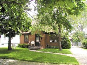 1027 Oregon St., Racine, WI 53405