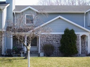 5225 W Loomis Rd, Greenfield, WI 53129