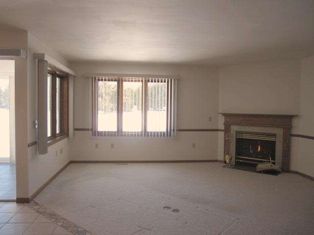 314 Hartford Sq., Hartford, WI 53027