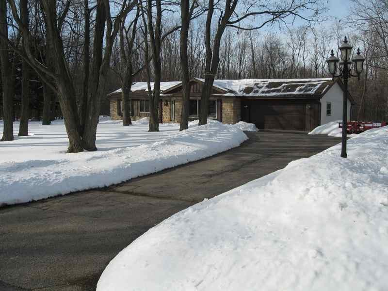 W2754 Kniep Rd., Lafayette, WI 53121