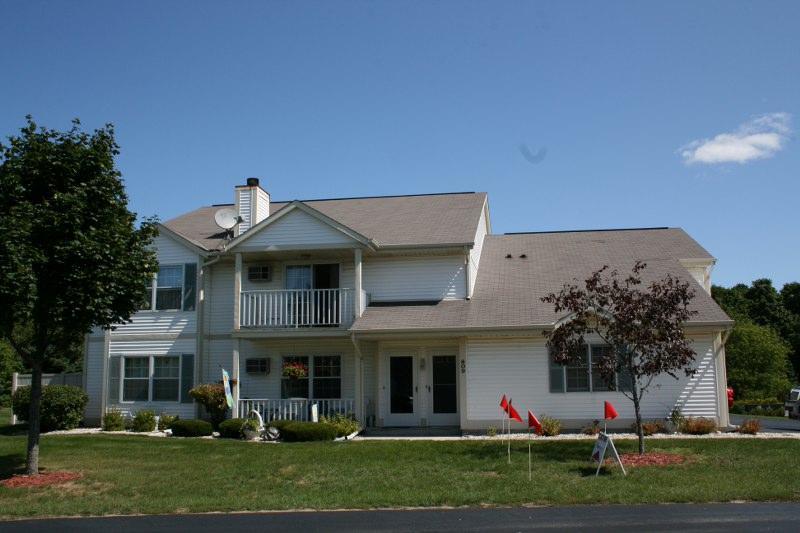 809 Canterberry Ct #A, West Bend, WI 53090