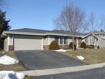 1558 Riverdale, Oconomowoc, WI 53066