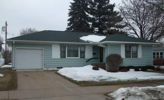 2203 22nd St, La Crosse, WI 54601