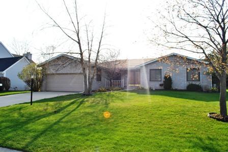 3935 S Cavendish Rd., New Berlin, WI 53151