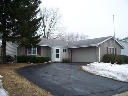 1837 Fox River, Waukesha, WI 53189