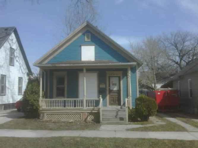 1621 Austin Ave, Racine, WI 53403