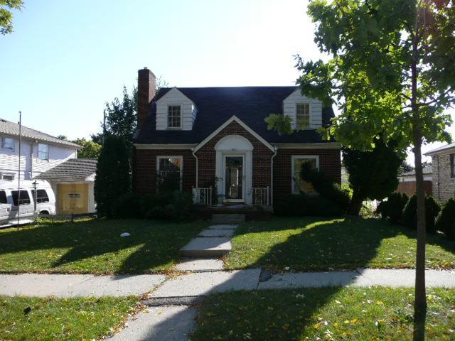 3866 N 55th St, Milwaukee, WI 53216