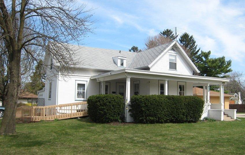 330 W Jefferson St., Elkhorn, WI 53121