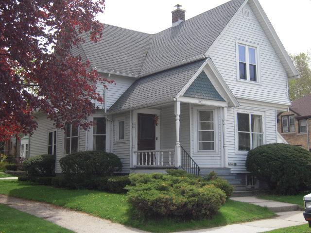 901 Division St., Manitowoc, WI 54220