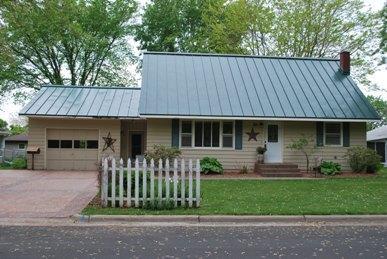 334 Lee St, Holmen, WI 54636