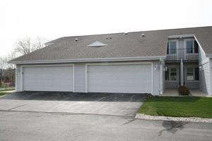 659 Hartford Sq. #5, Hartford, WI 53027