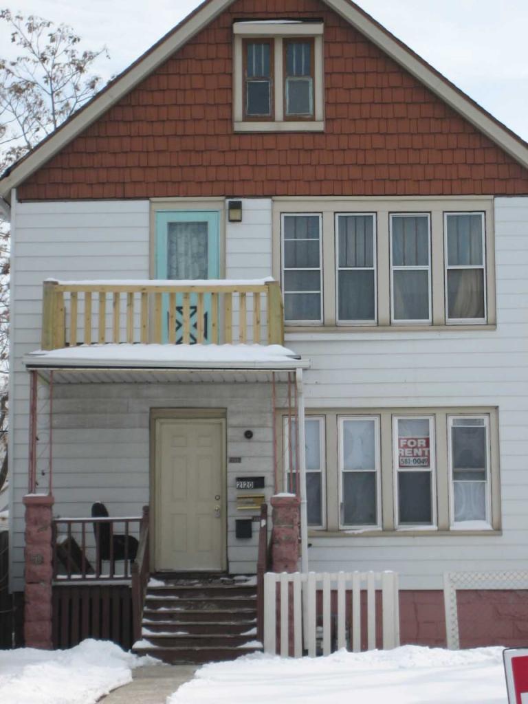 2120 S Muskego Ave., Milwaukee, WI 53215