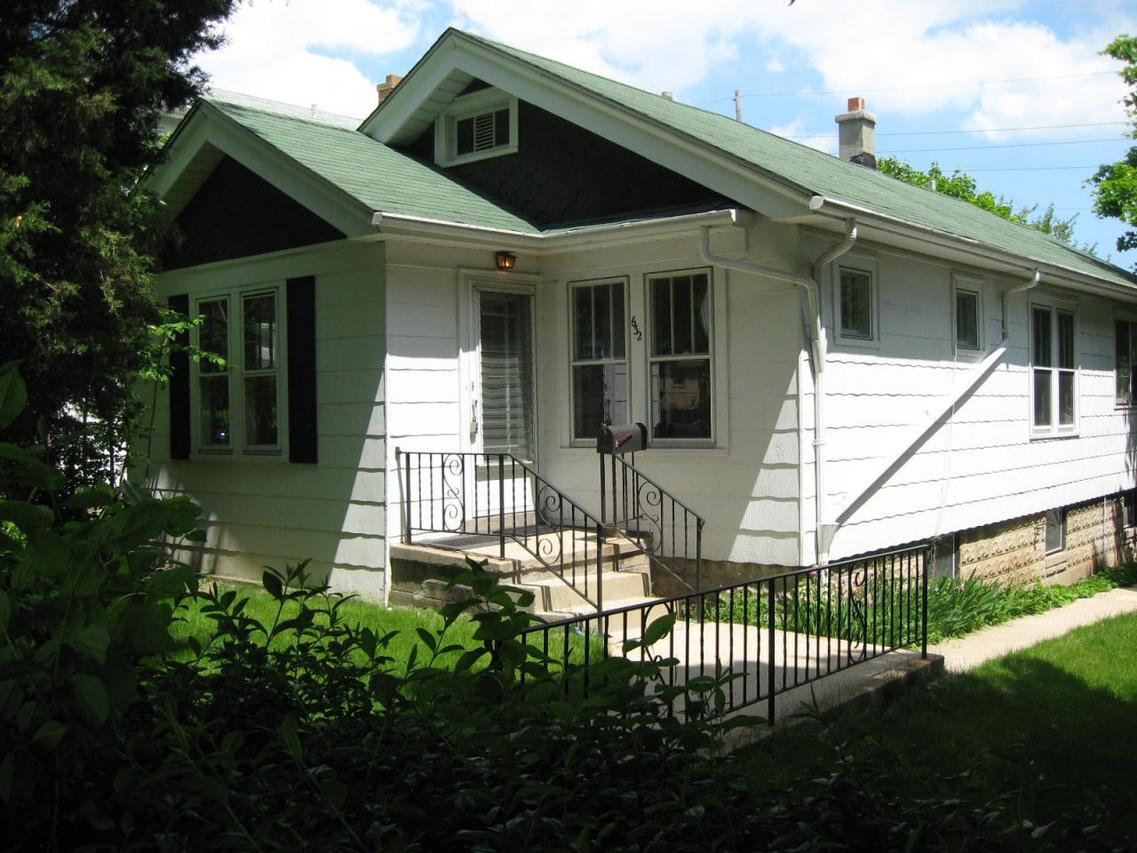 632 S 68th St., Milwaukee, WI 53214