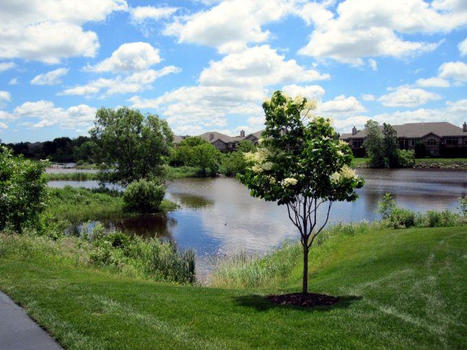 870 Lake Holw #C, Brookfield, WI 53005