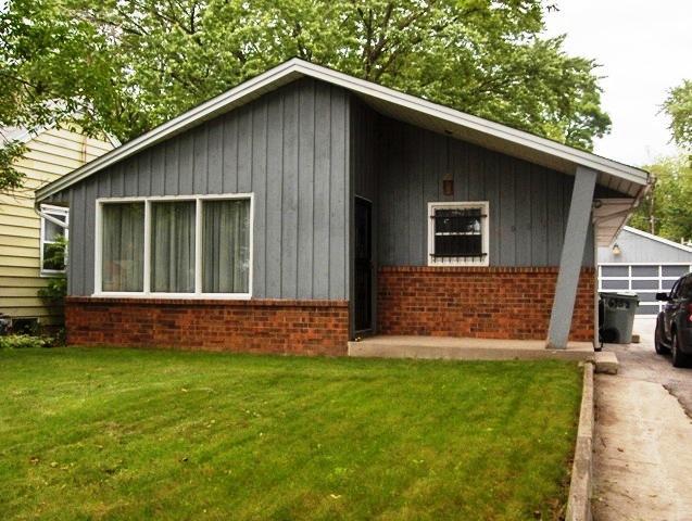 6958 N 41st St, Milwaukee, WI 53209