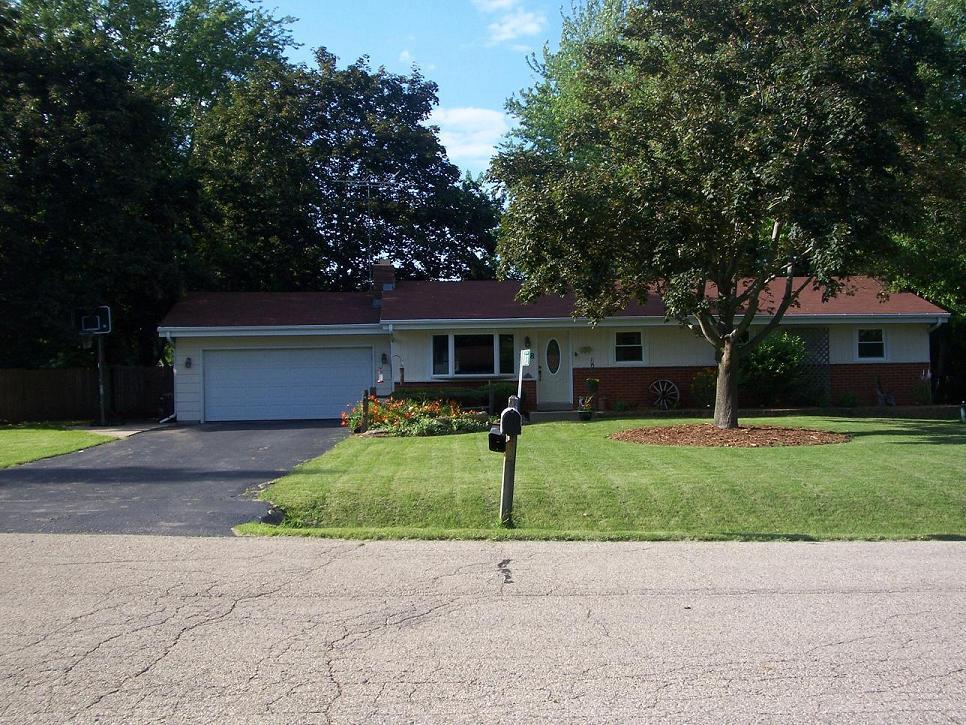 W128 Cottage Ave, Ixonia, WI 53066