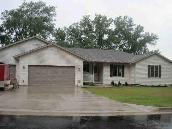 4110 Cliffside Dr, La Crosse, WI 54601