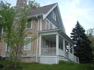 8120 W Mequon Rd, Mequon, WI 53097