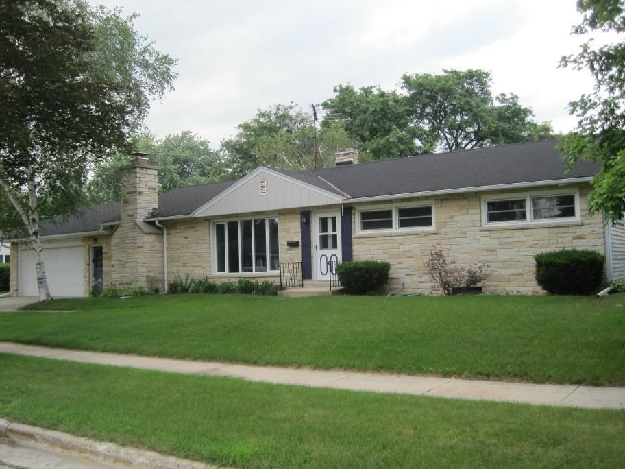 1404 Beverly Ln., West Bend, WI 53090