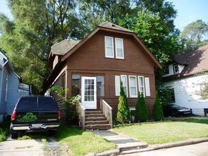 1417 68th St, Kenosha, WI 53143