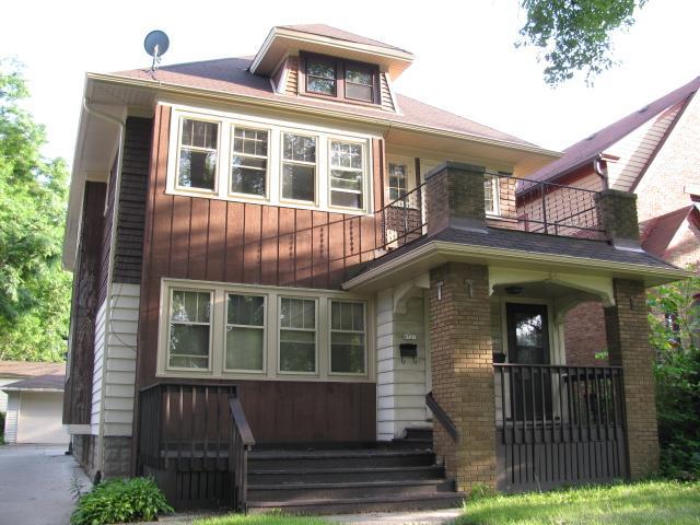 6727 W Lloyd St #6729, Wauwatosa, WI 53213
