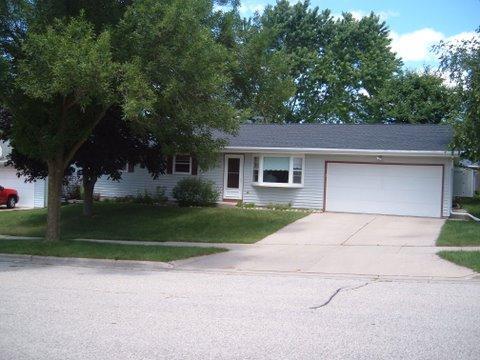 1610 Annie St, West Bend, WI 53090