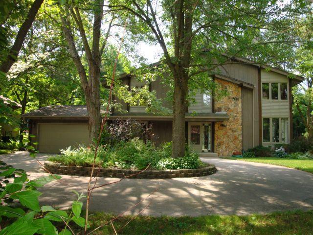 3701 River Bend Dr., Caledonia, WI 53404
