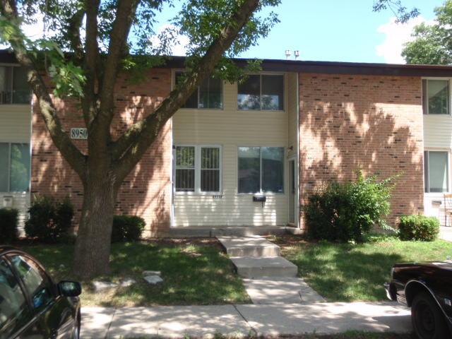 8950 N 95th St #G, Milwaukee, WI 53224