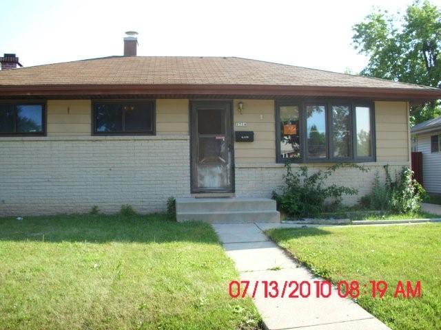 1714 W Salem St, Milwaukee, WI 53221