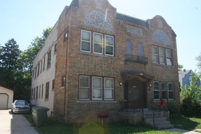 4470 N Hopkins St, Milwaukee, WI 53209