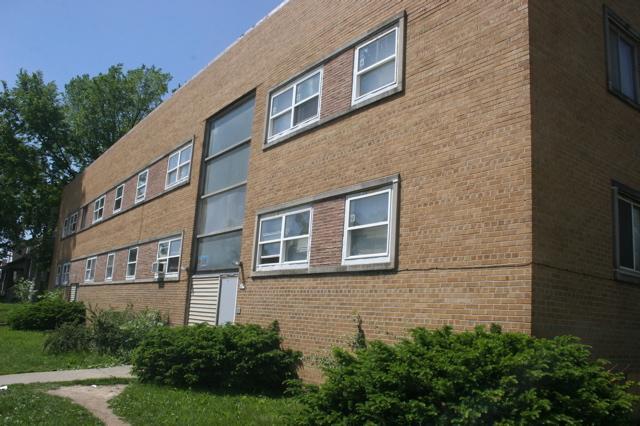 4475 N Hopkins St, Milwaukee, WI 53209