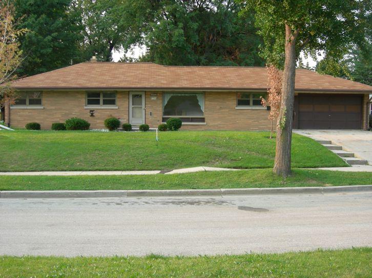 7230 W Kinnickinnic River, West Allis, WI 53219