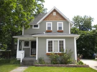 119 E Luther Ave, Oconomowoc, WI 53066